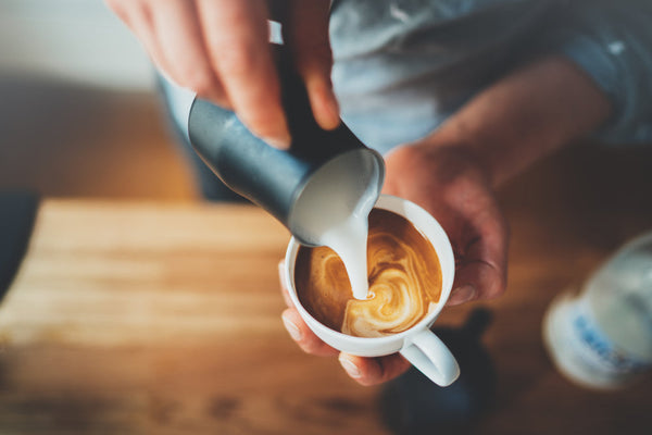 Latte vs Cappuccino: What’s the Difference Between These Two Coffee Classics?