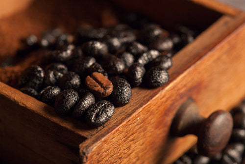 Espresso Beans vs Coffee Beans: What's the Difference?