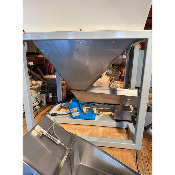 Used Weigh Fill Packaging Machine - ActionPac ME109 - Stock S0712