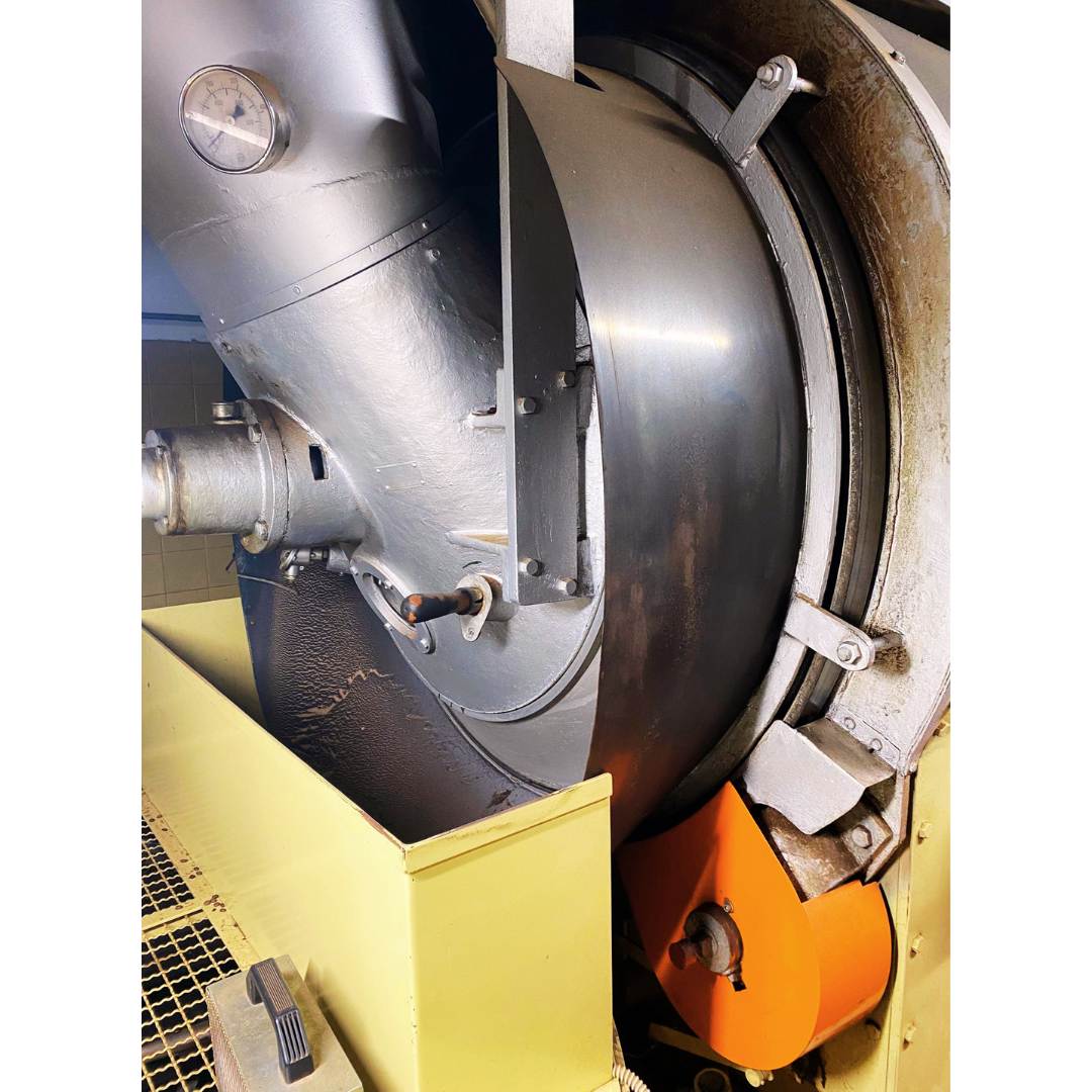 Fully automated and refurbished 240kg Probat GG240 used coffee roaster motor
