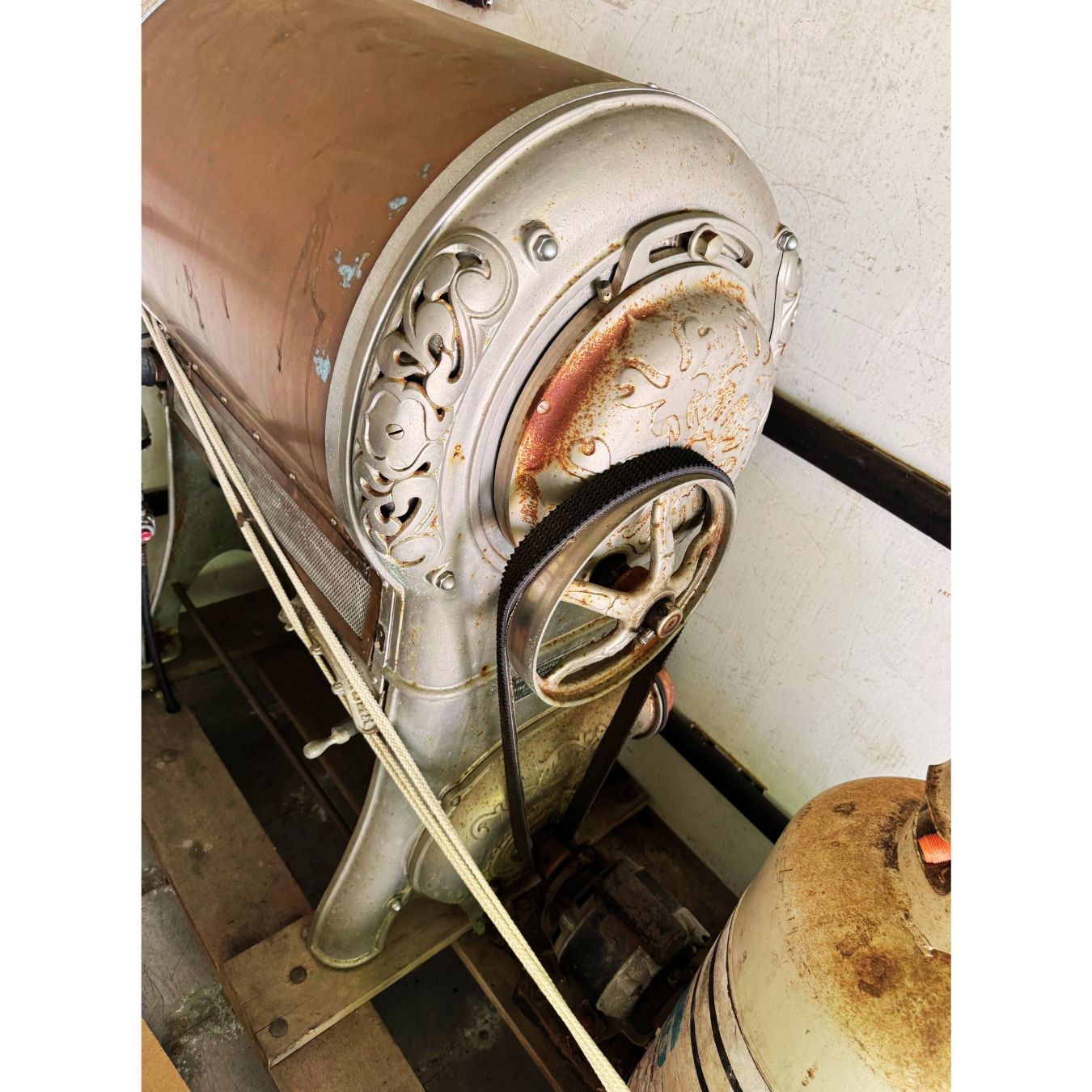 11kg Royal #5 used coffee roaster back angle